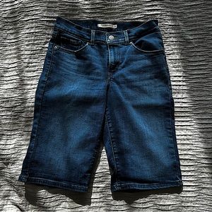Levi’s Classic Bermuda Shorts